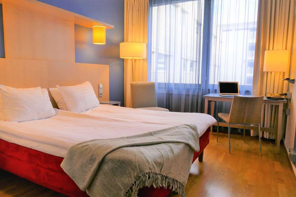 Hotel Bepop Pori Bilik gambar