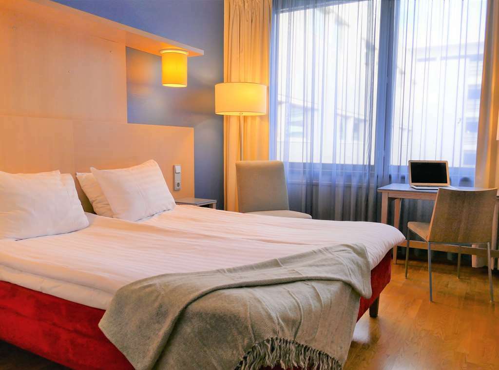 Hotel Bepop Pori Bilik gambar